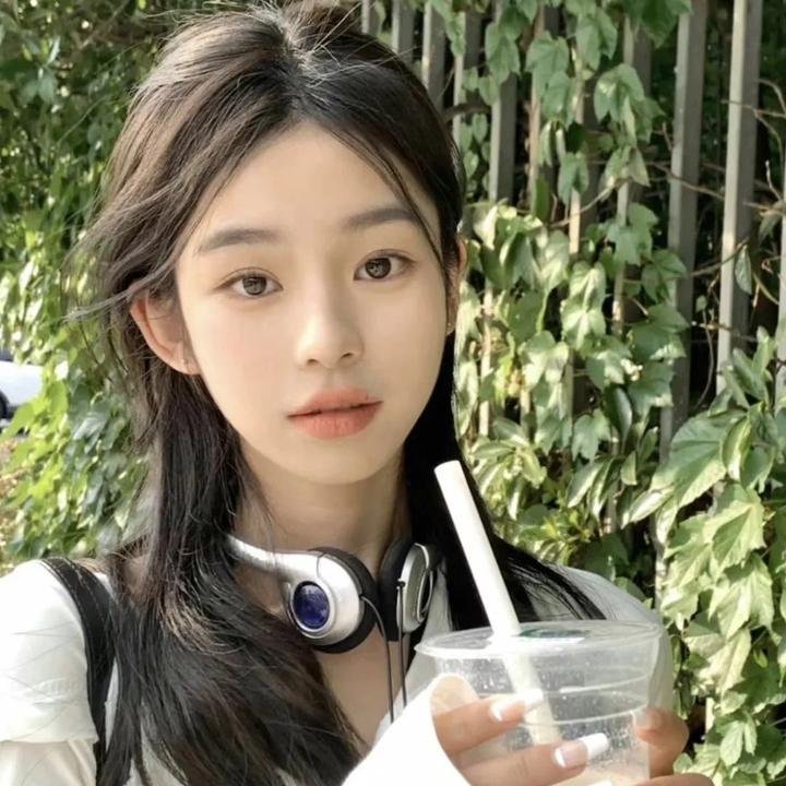 小楼又东风